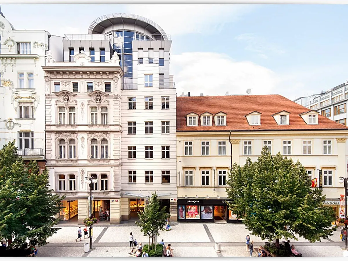 Pronájem kanceláře 121 m²